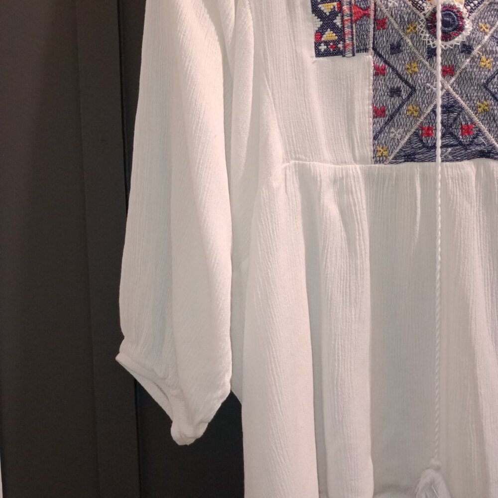Embroidered Boho Top - Picture 3 of 5